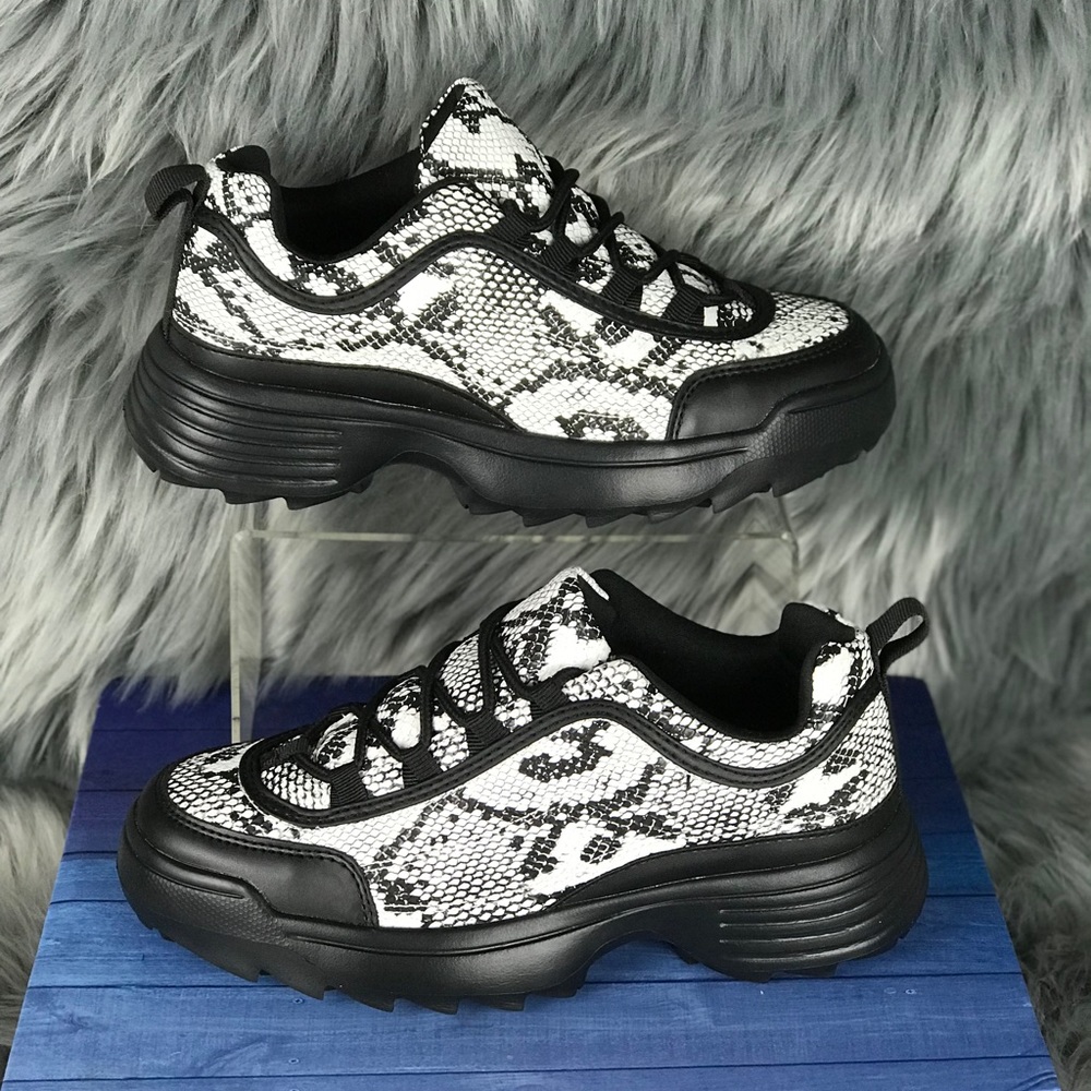 Sneak Print Fashion Sneakers